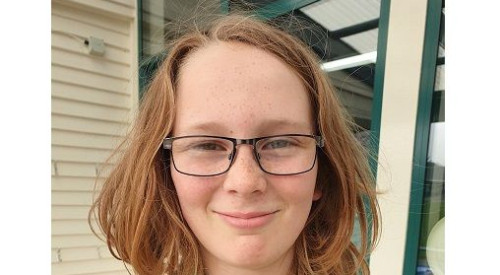 Lachlan Horton - cutting my hair for child cancer