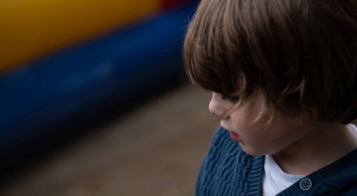 Dressing up and growing up: Lara & Roo’s story