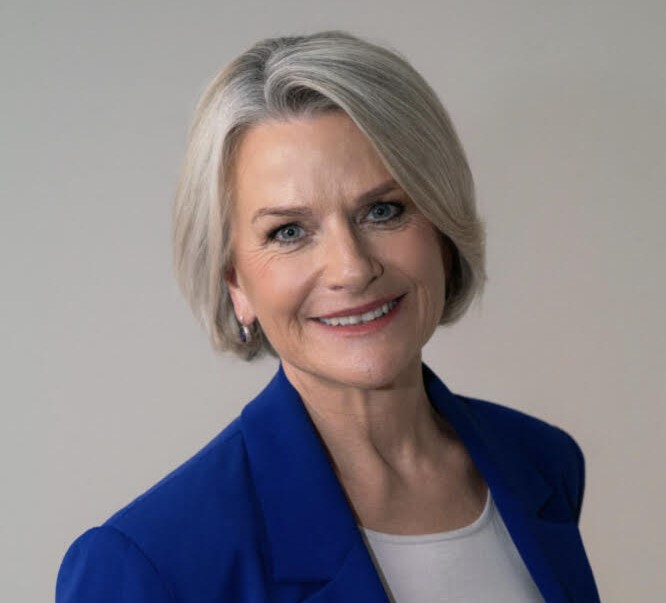 2024 05 31 Linda Sturgess headshot 2